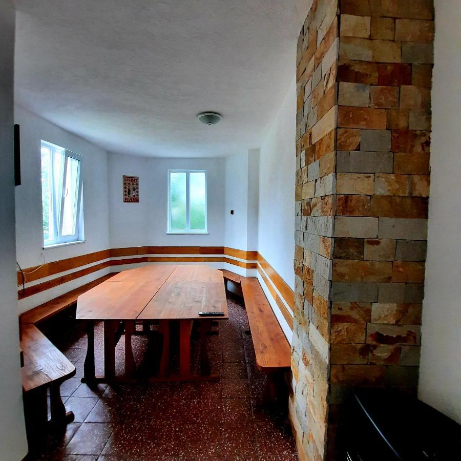 Guesthouse Classic Dospat Zewnętrze zdjęcie